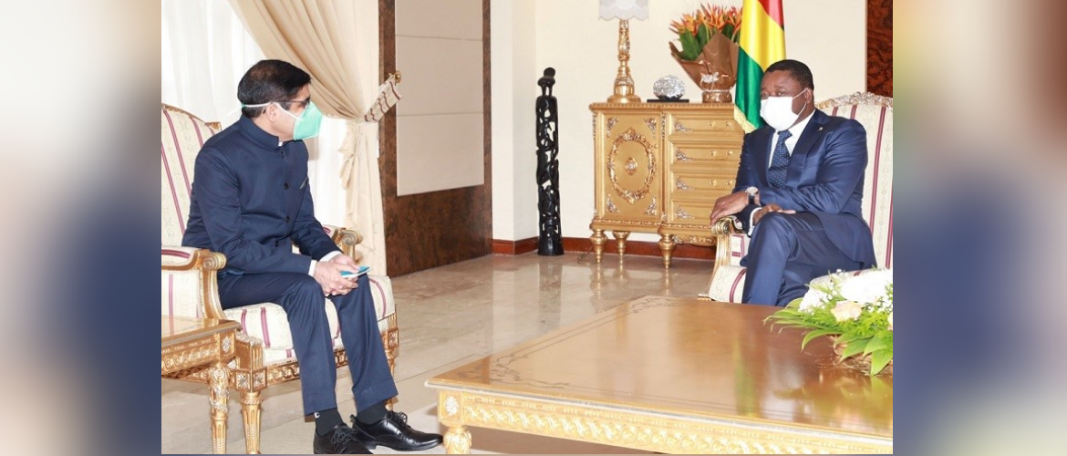  Mr. Sanjiv Tandon presented his credentials as Ambassador of India to Togo to H.E. Mr. Faure Gnassingbé, President of the Togolese Republic, on 23 July 2021